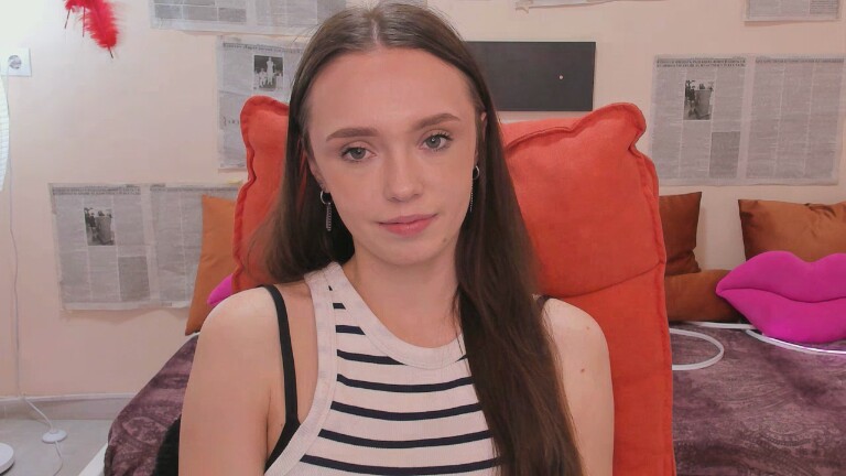 cuttiRenne's Streamate show and profile