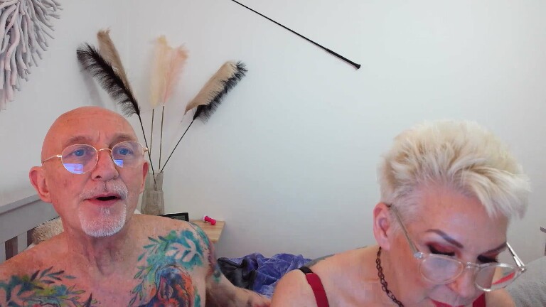 PixieVixenX's Streamate show and profile