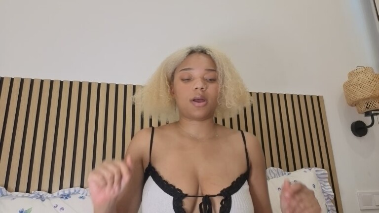 PerkyAmberxx's Streamate show and profile